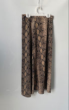Load image into Gallery viewer, Zara Womens Multicolor Animal Print Midi-Length A-Line Skirt Size XS
