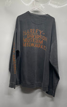 Load image into Gallery viewer, Harley-Davidson Museum Mens Gray Long Sleeve Pullover Sweater Size 2XL
