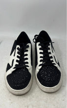 Load image into Gallery viewer, Niluber Womens Star White Black Glitter Lace-Up Low Top Sneaker Shoes Size 9
