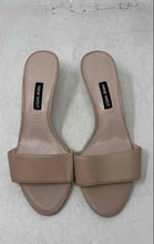 Load image into Gallery viewer, Nine West Womens Beige Open Toe Slip-On Kitten Slide Sandals Size 7M
