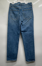 Load image into Gallery viewer, Gap Womens Cheeky Blue High Rise Pockets Denim Straight Leg Jeans Size 27
