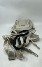 Load image into Gallery viewer, Laundry By Shelli Segal Womens Beige Outer Pockets Lightweight Crossbody Bag

