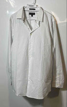 Load image into Gallery viewer, Banana Republic Mens White Printed Slim Fit Long Sleeve Button-Up Shirt Size L
