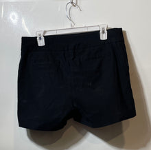 Load image into Gallery viewer, 7th Avenue Design Studio New York &amp; Company Womens Black Chino Shorts Size L
