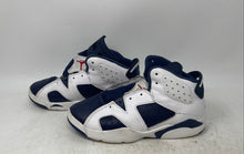 Load image into Gallery viewer, Nike Boys Air Jordan 6 Retro White And Blue Sneaker Shoes Size 2.5Y Missing Lace
