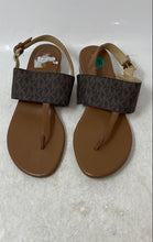 Load image into Gallery viewer, Michael Kors Womens Hannah Brown Monogram Leather Thong Sandals Size 7.5 M
