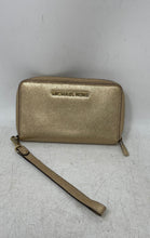 Load image into Gallery viewer, Michael Kors Womens Gold-Tone Saffiano Leather Zip-Around Wristlet Wallet
