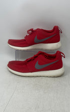 Load image into Gallery viewer, Nike Mens Roshe One 511881-601 Red White Lace-Up Low Top Running Shoes Size 10
