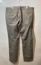 Load image into Gallery viewer, J.Crew Mens Gray Flat Front Straight Leg Pockets Chino Pants Sz W38xL32 With Tag
