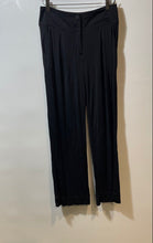 Load image into Gallery viewer, Authentic Giorgio Armani Womens Black Flat Front Pockets Trouser Pants Size 6
