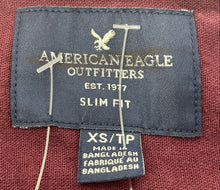 Load image into Gallery viewer, American Eagle Outfitters Mens Burgundy Slim Fit Button-Up Shirt Size XS

