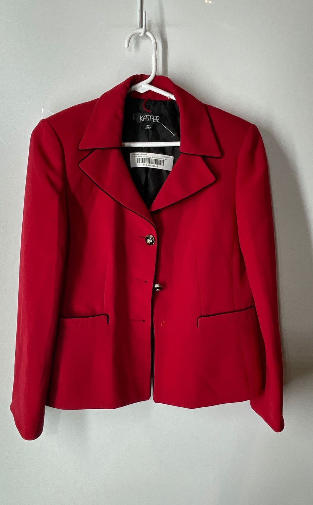 Kasper Womens Red Notch Lapel Three-Button Blazer Size 8P Missing Bottom Button