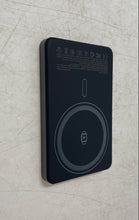 Load image into Gallery viewer, Model T610 Fast Magnetic Portable Compact Charger Power Bank Untested
