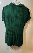 Load image into Gallery viewer, Forever 21 Womens Green Short Sleeve One-Piece Romper Size Small
