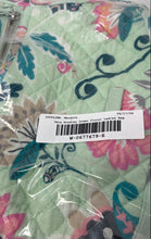 Load image into Gallery viewer, Vera Bradley Womens Green Floral Adjustable Strap Zip Top Quilted Crossbody Bag
