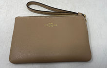 Load image into Gallery viewer, Coach Womens Beige Crossgrain Leather Corner Zip Wristlet Wallet
