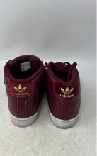 Load image into Gallery viewer, Adidas Mens Pro Model J Red Round Toe Lace-Up Sneakers Shoes Size 6.5
