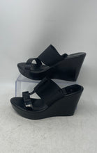 Load image into Gallery viewer, Italian Shoemakers Womens Black Slip-On Wedge Platform Heels Size 8M
