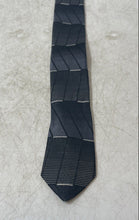 Load image into Gallery viewer, Murano Mens Multicolor Printed Adjustable Formal Designer Tie
