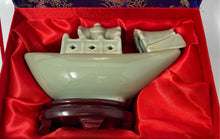 Load image into Gallery viewer, Antique Yi Lin Arts &amp; Treasures Green Celadon Inkstone Water Dropper Boat W/ Box
