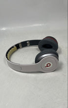 Load image into Gallery viewer, Beats By Dr. Dre Solo HD White Wired Wireless Headphones With Case Not Tested
