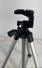 Load image into Gallery viewer, Unbranded Silver Black Aluminum Adjustable Lightweight Camera Tripod In Cover
