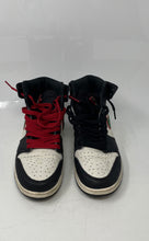 Load image into Gallery viewer, Nike Kids Air Jordan 1 Retro High 575441-015 Multicolor Sneaker Shoes Size 6Y
