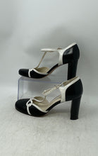 Load image into Gallery viewer, Charles David Womens Black White Leather Block T-Strap Pump Heels Size 37.5
