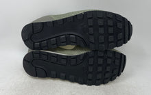 Load image into Gallery viewer, Nike Womens MD Runner 2 ENG 916797-002 Green White Sneaker Shoes Size 10
