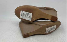 Load image into Gallery viewer, Vince Camuto Womens Elmay Beige Round Toe Slip-On Wedge Pump Heels Size 7M
