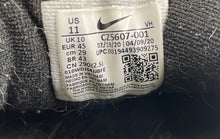 Load image into Gallery viewer, Authentic Nike Mens Air Max 97 CZ5607-001 Black Sneakers Shoes Size 11 Worn
