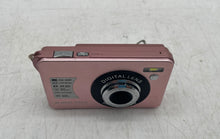 Load image into Gallery viewer, f=7.45mm F3.0 Pink 30MP LCD 8x Zoom Face Detection Digital Camera
