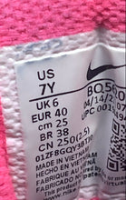 Load image into Gallery viewer, Nike Kids Kyrie Flytrap 3 White Gray Low Top Lace-Up Sneaker Shoes Size 7Y
