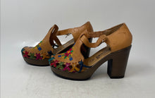 Load image into Gallery viewer, Artesanias Yajaira Womens Multicolor Embroidered Leather Platform Heels Size 3
