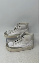 Load image into Gallery viewer, Nike Kids Blazer Mid '77 SE White Leather Lace-Up Basketball Shoes Size 10.5C
