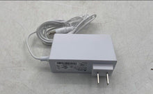 Load image into Gallery viewer, Verizon White Internet Gateway Cube 5G Wi-Fi Router With Adapter Not Tested
