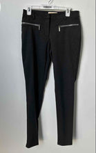 Load image into Gallery viewer, Michael Kors Womens Gray Stretch Pockets Skinny Leg Trouser Pants Size 6
