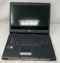 Load image into Gallery viewer, Lot Of 3 Pcs Assorted Acer Windows Portable Laptops Not Tested For Parts
