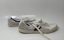 Load image into Gallery viewer, Tommy Hilfiger Womens Lireai White Lace-Up Low Top Sneaker Shoes Size 9M
