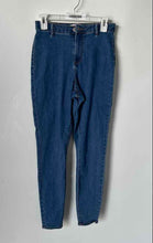 Load image into Gallery viewer, Primark Womens Blue Medium Wash Pockets Denim Stretch Jegging Jeans Size 6
