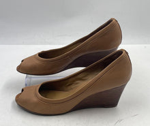 Load image into Gallery viewer, Authentic Tory Burch Womens Brown Leather Wedge Pump Heels Size 8.5M Damaged
