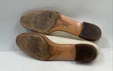 Load image into Gallery viewer, Authentic Salvatore Ferragamo Womens Cream Leather Loafer Flats Size 8.5 2A
