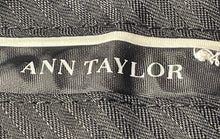 Load image into Gallery viewer, Ann Taylor Womens Black Flat Front Slash Pockets Straight Leg Dress Pants Sz 0P
