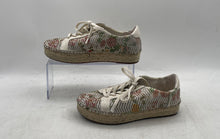 Load image into Gallery viewer, Vince Camuto Womens Joellan Multicolor Printed Lace-Up Sneaker Shoes Size 6.5M
