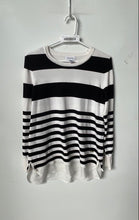 Load image into Gallery viewer, Calvin Klein Womens Black White Striped Curved Hem Knit Pullover Sweater Size M
