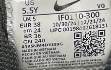 Load image into Gallery viewer, Nike Kids Vapor Shark 3 Green Lace-Up Sneakers Football Cleats Size 5.5Y
