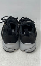 Load image into Gallery viewer, Nike Kids Air Presto Black White Low Top Lace-Up Sneaker Shoes Size 7Y
