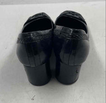 Load image into Gallery viewer, Authentic Tory Burch Womens Black Leather Loafer Pump Heels Size 10M Damaged
