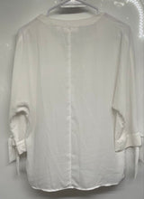 Load image into Gallery viewer, 7th Avenue Design Studio New York &amp; Co Womens White Split Neck Blouse Top Size M
