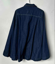 Load image into Gallery viewer, Zara Womens Blue Long Sleeve Denim Button Front Trucker Jacket Size Small
